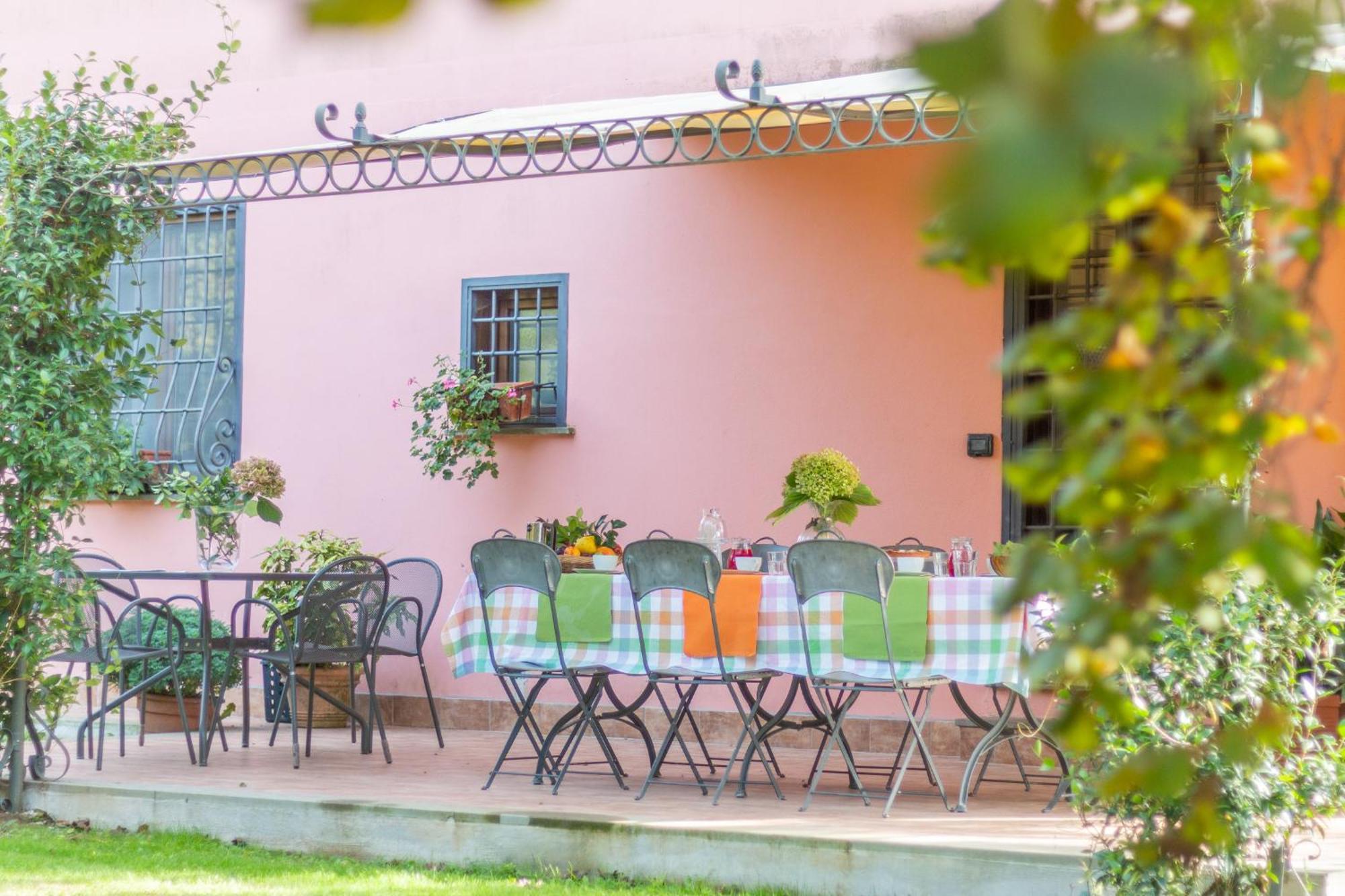 Ai Due Cedri Guest House Capranica Exterior photo