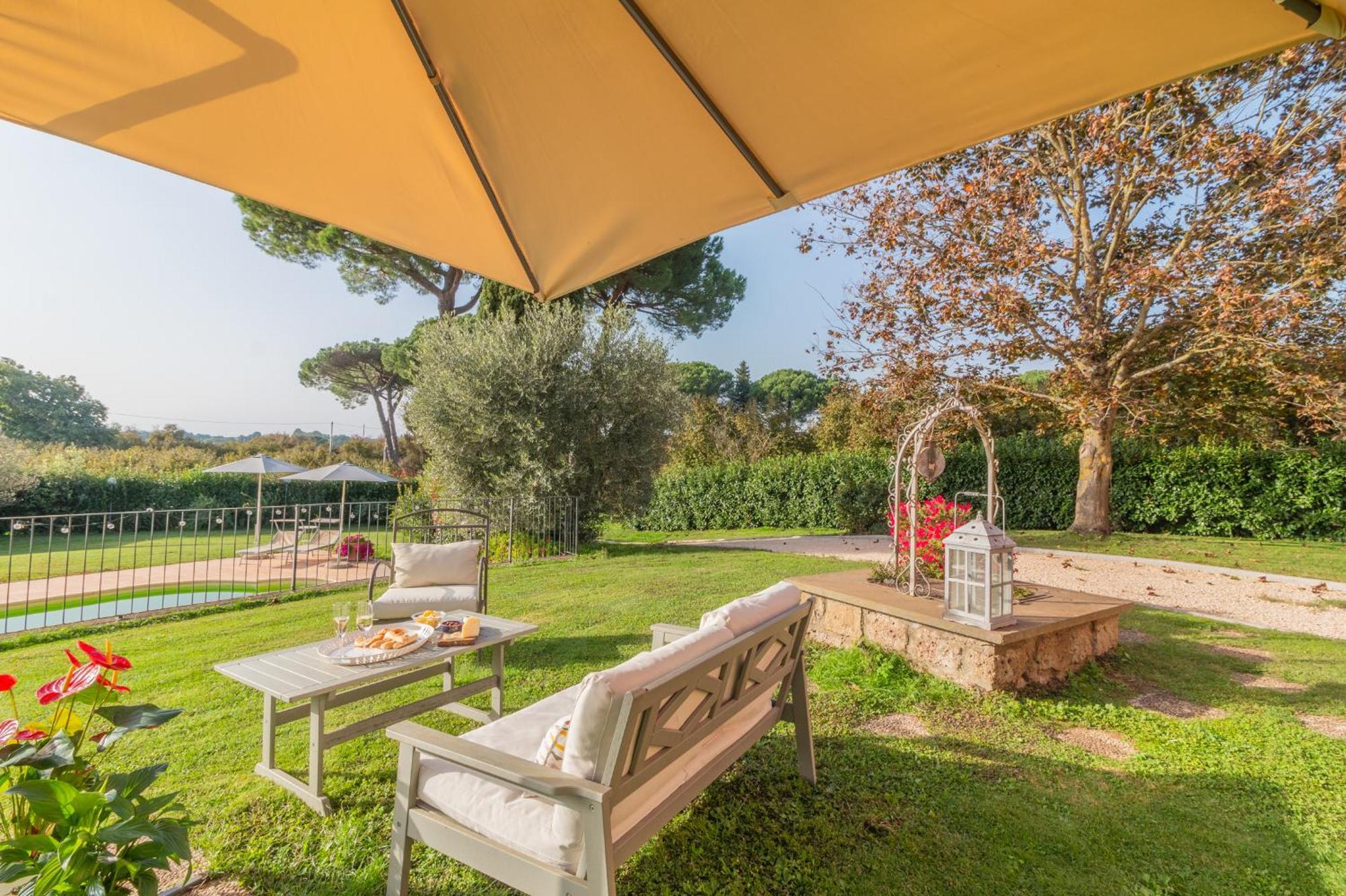 Ai Due Cedri Guest House Capranica Exterior photo