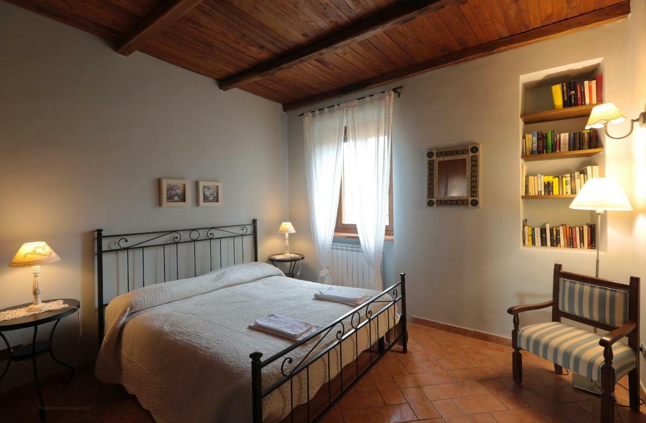 Ai Due Cedri Guest House Capranica Exterior photo