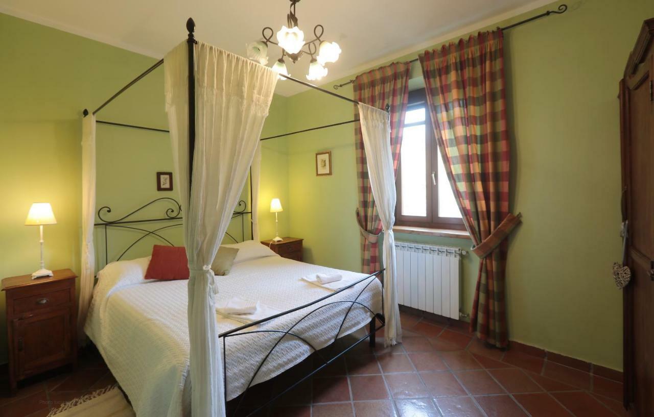 Ai Due Cedri Guest House Capranica Exterior photo